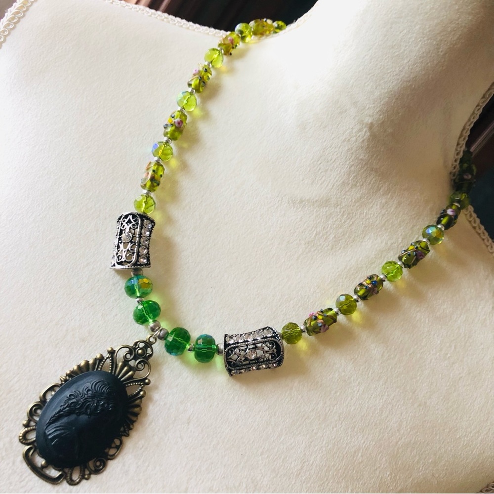 Handcrafted faceted crystal bead filigree cameo pendant necklace